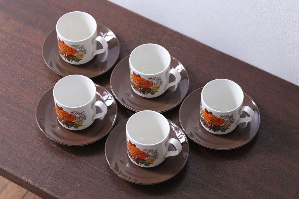 イギリスビンテージ　MARKS&SPENCER(マークス&スペンサー)　POPPIES(ポピーズ)シリーズ　カップ&ソーサー5客セット(洋食器)