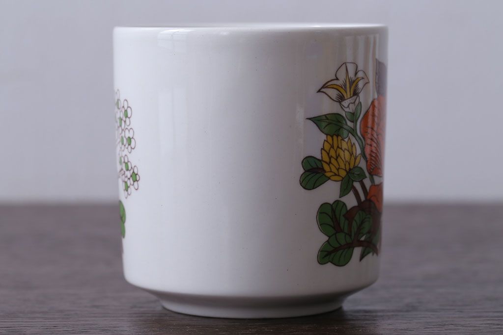 イギリスビンテージ　MARKS&SPENCER(マークス&スペンサー)　POPPIES(ポピーズ)シリーズ　カップ&ソーサー5客セット(洋食器)