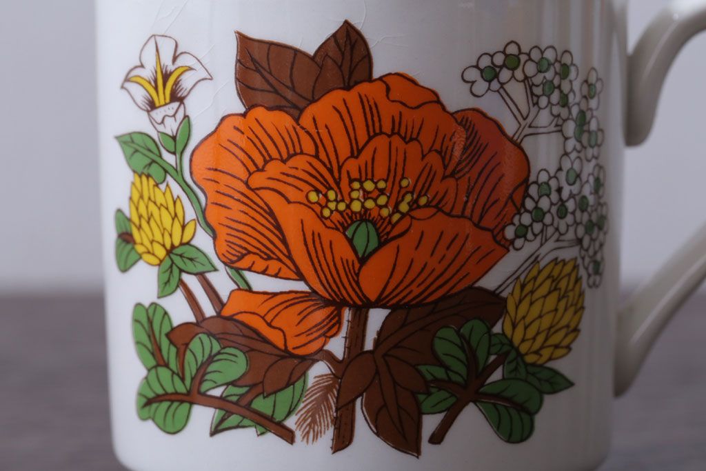 イギリスビンテージ　MARKS&SPENCER(マークス&スペンサー)　POPPIES(ポピーズ)シリーズ　カップ&ソーサー5客セット(洋食器)