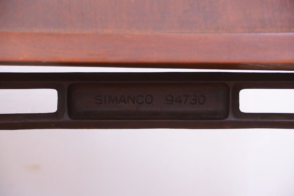 ヴィンテージ家具　ビンテージ　古いSINGER(シンガー)ミシンテーブル(シンガーミシン)