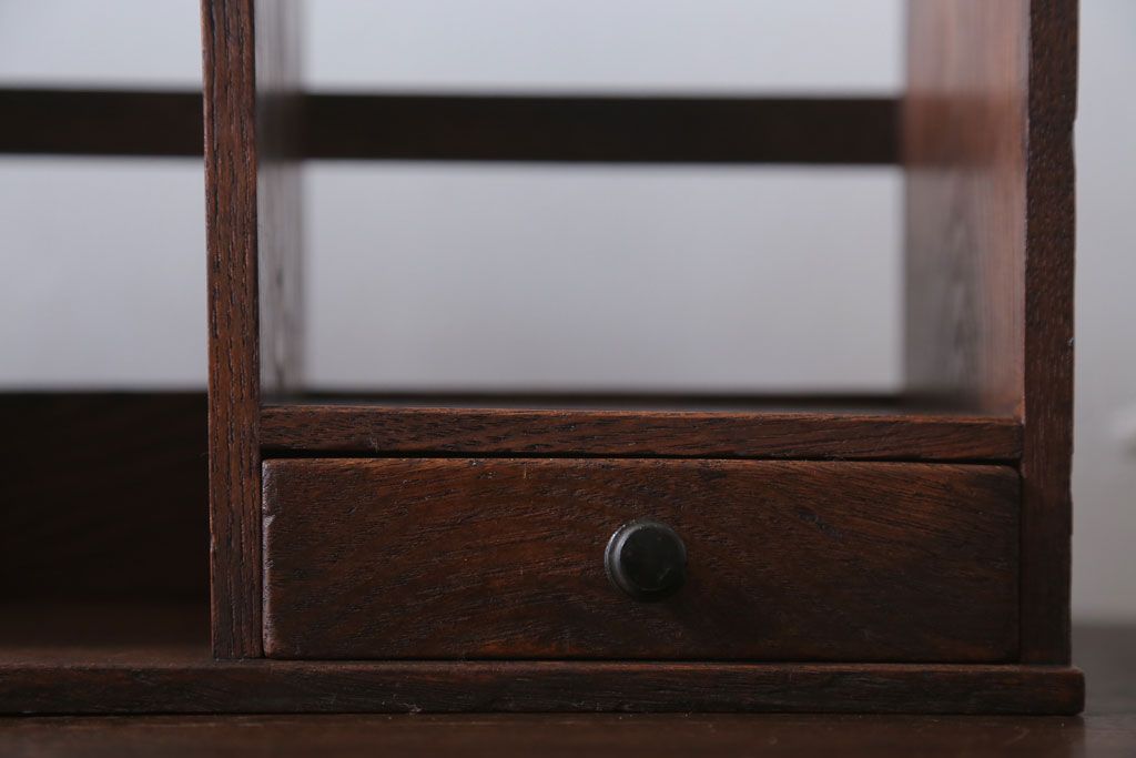 レトロ家具　昭和レトロ　古い栗材のアンティーク本立て