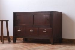 レトロ家具　昭和レトロ　角脚付きのシンプルなローボード