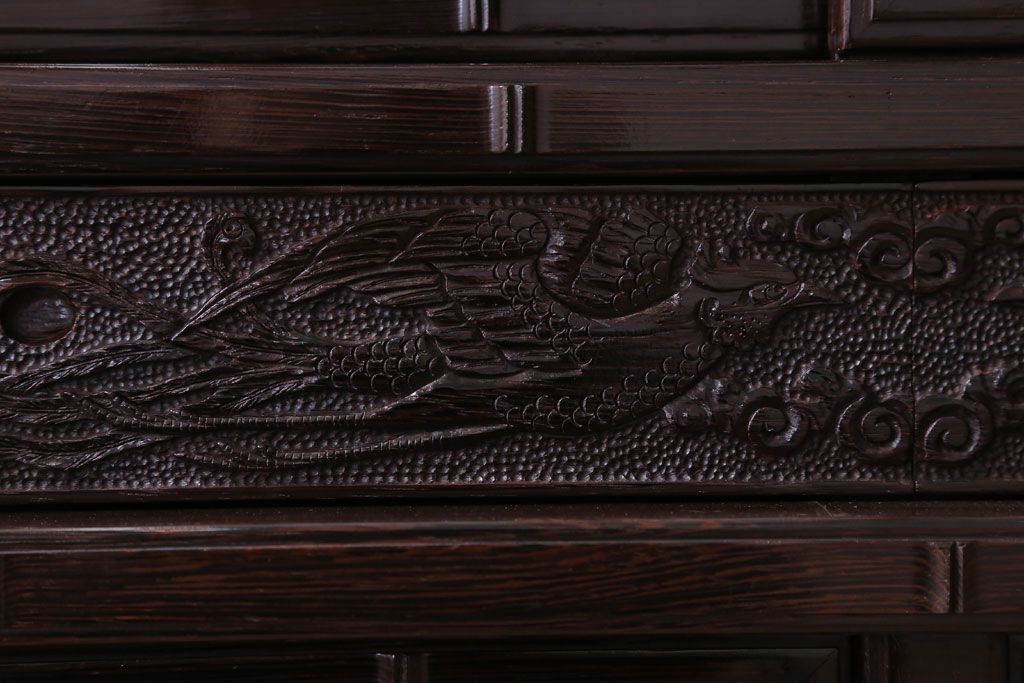 中古　民芸家具　最高級!彫刻が素晴らしい唐木サイドボード(収納棚)