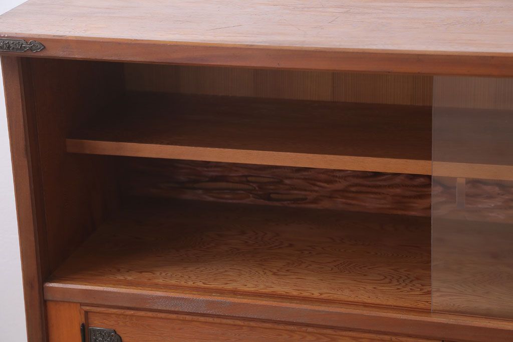 民芸家具　高級品!屋久杉材のサイドボード(飾り棚)