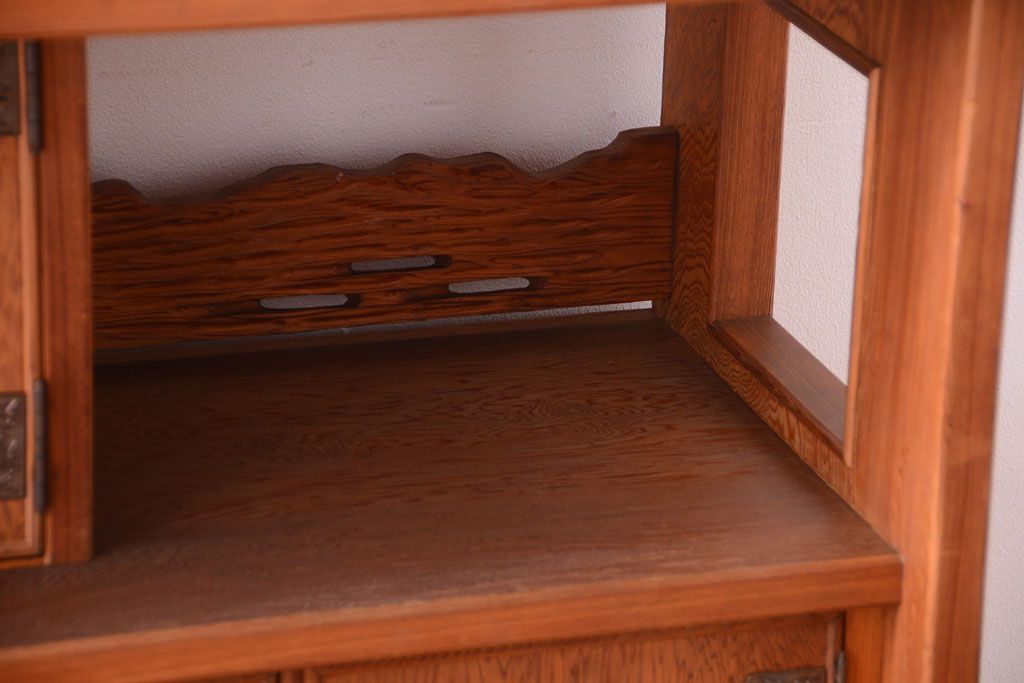 中古　民芸家具　上品な木味の屋久杉製収納棚