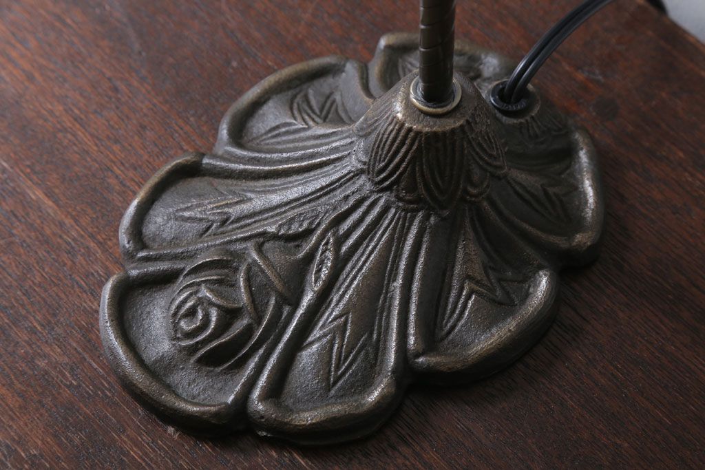 中古　ステンドグラスのデスクスタンド