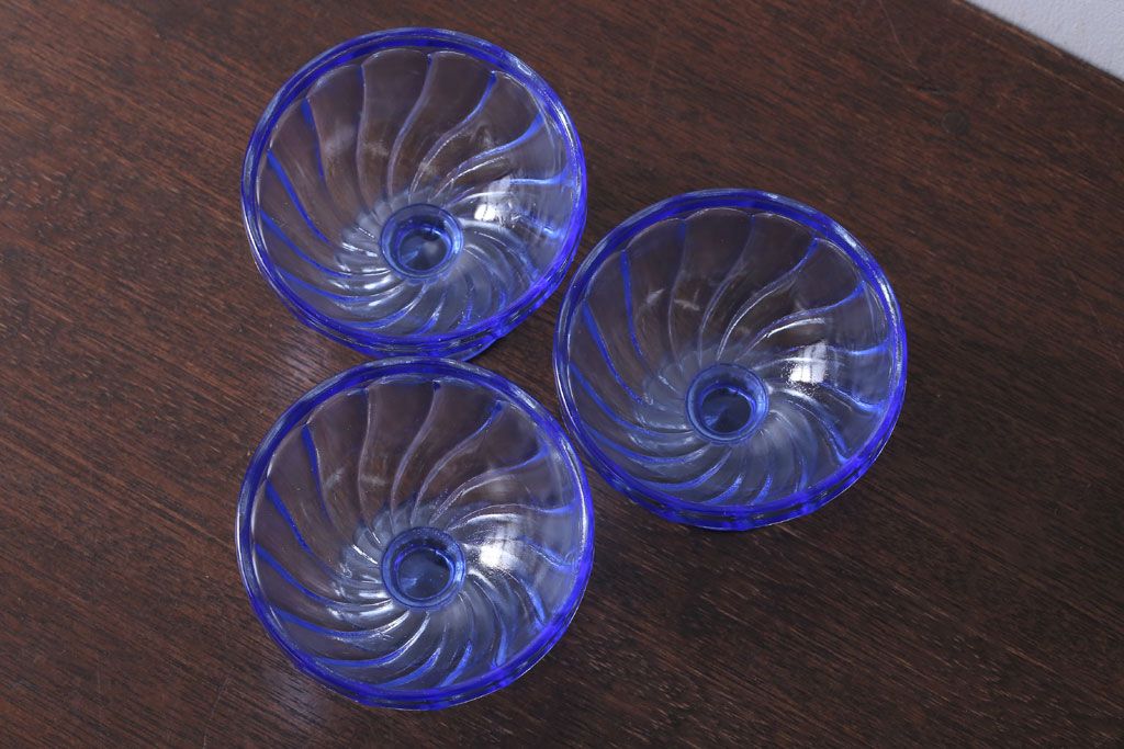 アンティーク雑貨　 昭和レトロ　氷コップ3個セット(プレスガラス)(2)