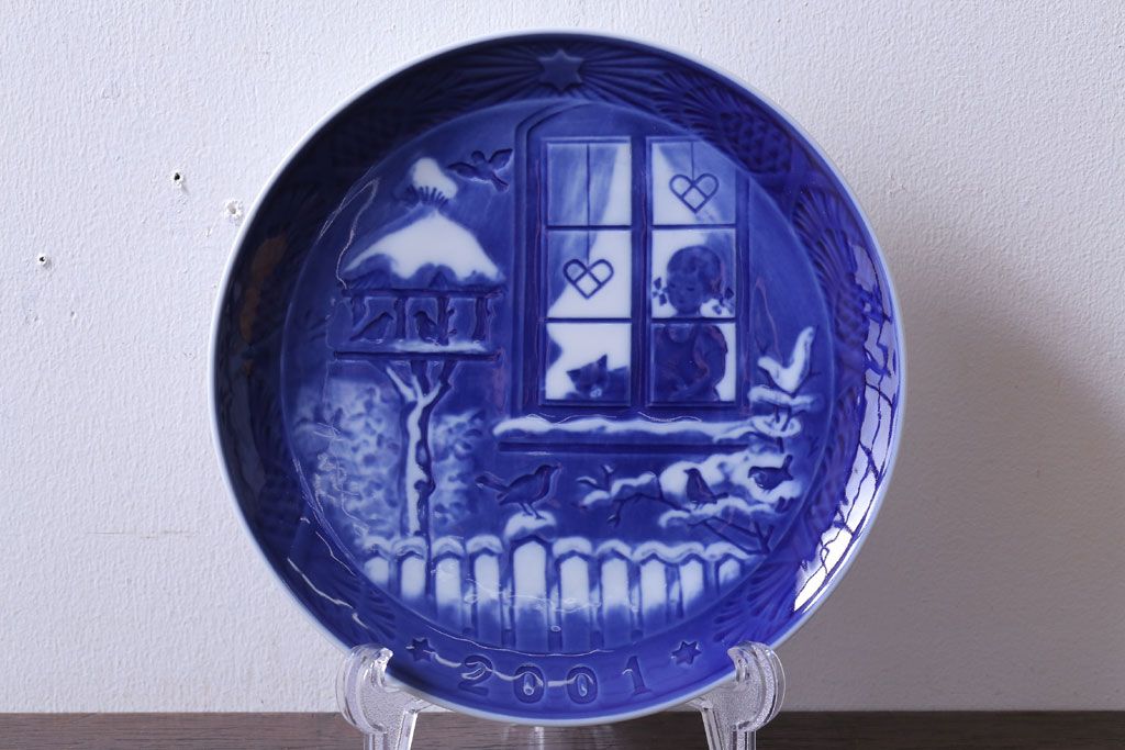 アンティーク雑貨　中古　ROYAL COPENHAGEN(ロイヤルコペンハーゲン)　イヤープレート　2001年