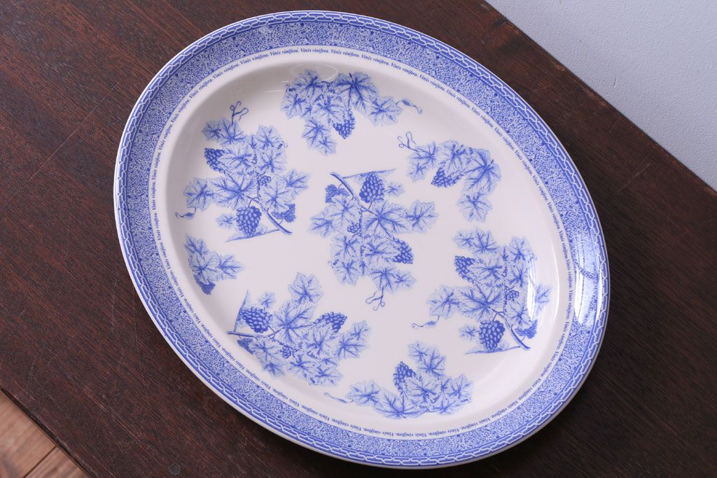 アンティーク雑貨　イギリスWedgwood(ウェッジウッド)　オーバルプレート(平皿)(洋食器)