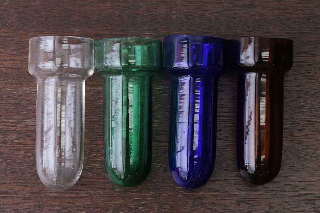 アンティーク雑貨　和製アンティーク　スタンド付き!小さな色ガラス試験管4本