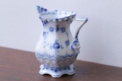 アンティーク雑貨　中古　ROYAL COPENHAGEN(ロイヤルコペンハーゲン)　BLUE FLUTED FULL LACE(ブルーフルーテッド・フルレース)　クリーマー(洋食器)