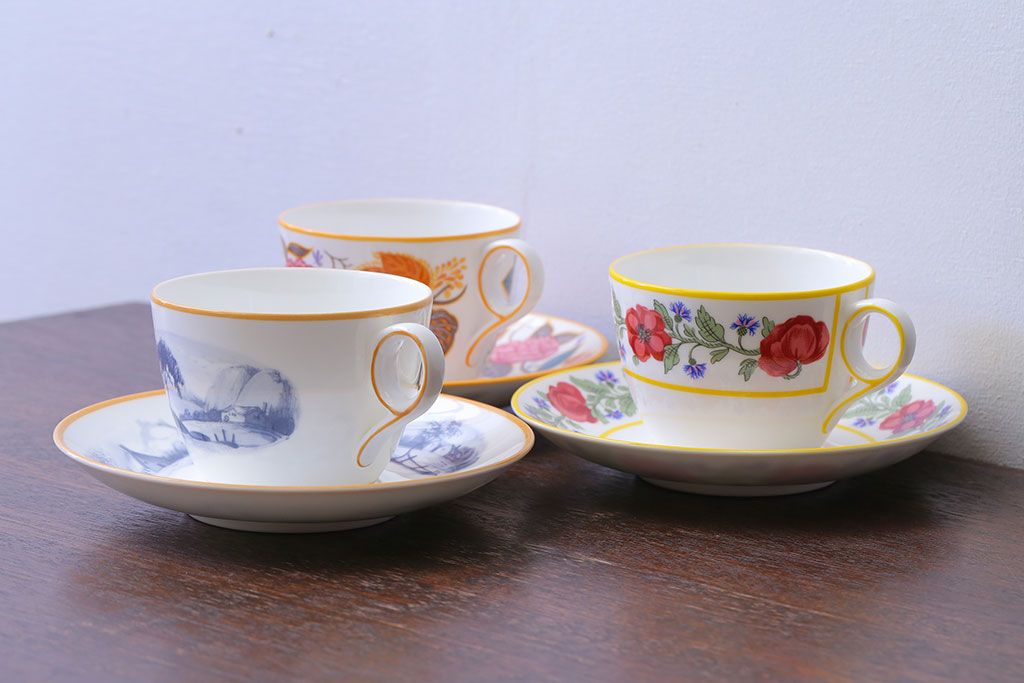 アンティーク雑貨　中古　イギリスMINTON(ミントン)　Peonies・poppies・blue landscape　カップ&ソーサー3客セット(洋食器)