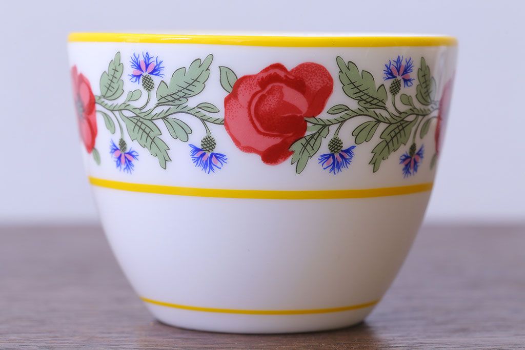 アンティーク雑貨　中古　イギリスMINTON(ミントン)　Peonies・poppies・blue landscape　カップ&ソーサー3客セット(洋食器)
