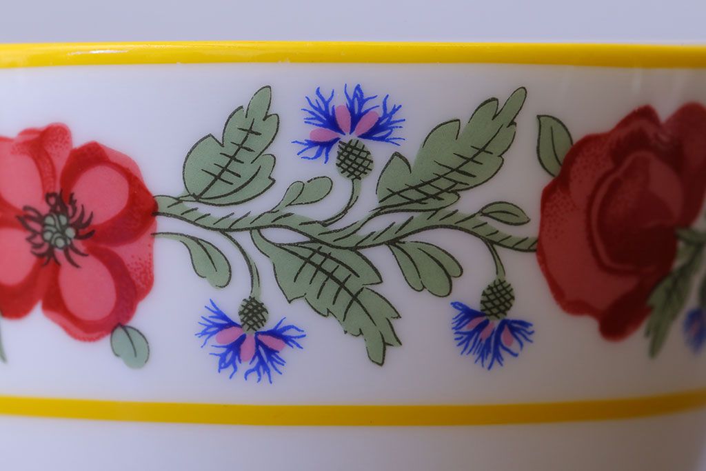 アンティーク雑貨　中古　イギリスMINTON(ミントン)　Peonies・poppies・blue landscape　カップ&ソーサー3客セット(洋食器)
