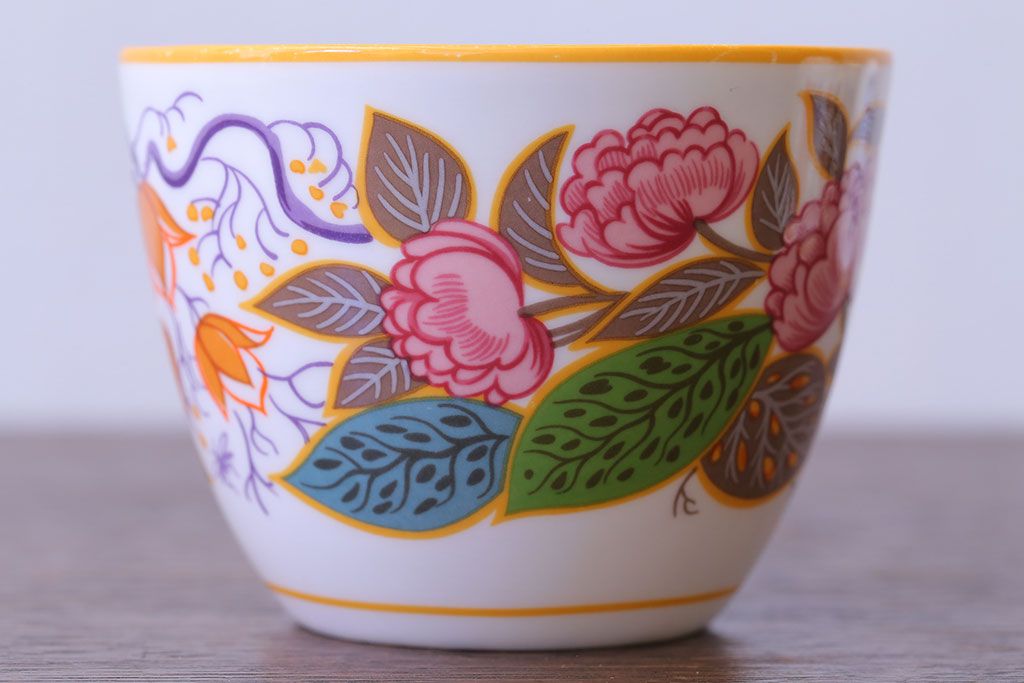 アンティーク雑貨　中古　イギリスMINTON(ミントン)　Peonies・poppies・blue landscape　カップ&ソーサー3客セット(洋食器)