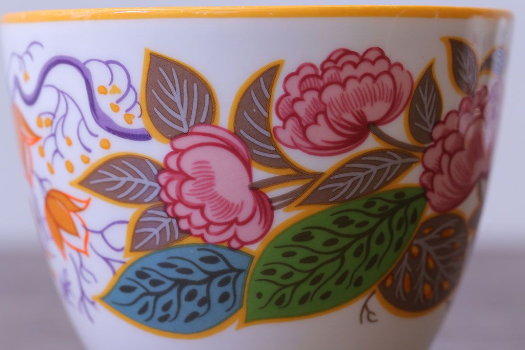 アンティーク雑貨　中古　イギリスMINTON(ミントン)　Peonies・poppies・blue landscape　カップ&ソーサー3客セット(洋食器)