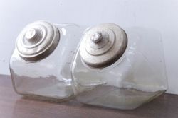 アンティーク雑貨　昭和レトロ　古い駄菓子屋のガラス瓶(ビン)2個セット(2)