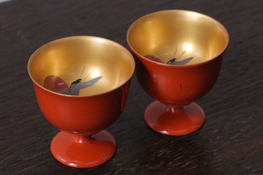 アンティーク雑貨　大正〜昭和初期　鶴亀の図　木製蒔絵盃2客(漆器・杯)