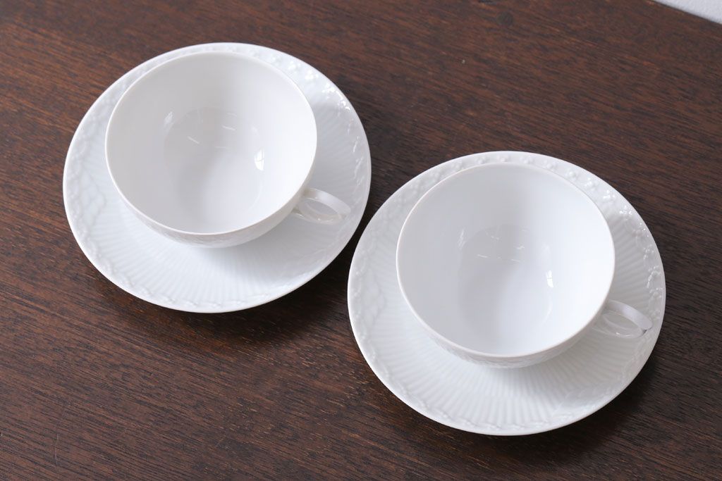 アンティーク雑貨　中古　ROYAL COPENHAGEN(ロイヤルコペンハーゲン)　WHITE FLUTED HALF LACE(ホワイトフルーテッド・ハーフレース) カップ&ソーサー2客セット(洋食器)