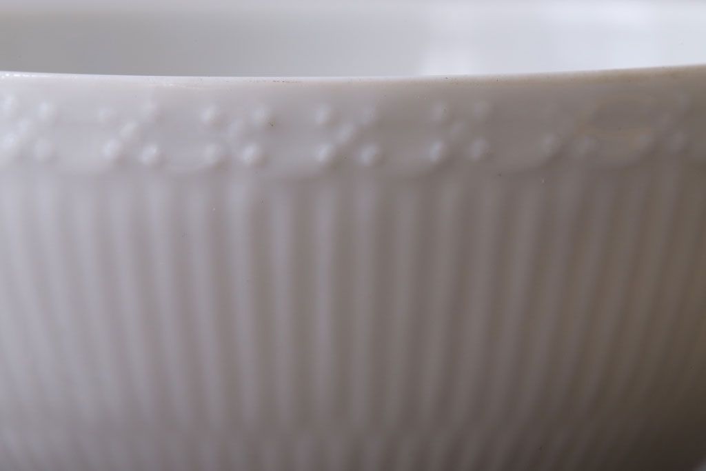 アンティーク雑貨　中古　ROYAL COPENHAGEN(ロイヤルコペンハーゲン)　WHITE FLUTED HALF LACE(ホワイトフルーテッド・ハーフレース) カップ&ソーサー2客セット(洋食器)
