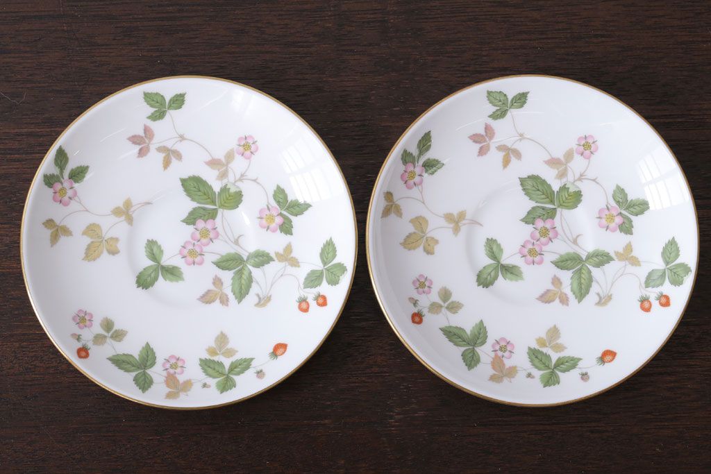 中古　イギリスWedgwood(ウェッジウッド) ワイルドストロベリー　カップ&ソーサー2客(洋食器)(2)