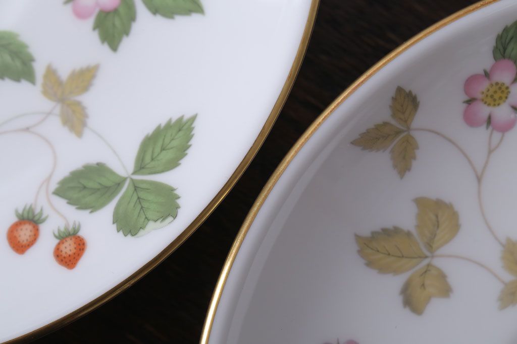 中古　イギリスWedgwood(ウェッジウッド) ワイルドストロベリー　カップ&ソーサー2客(洋食器)(2)