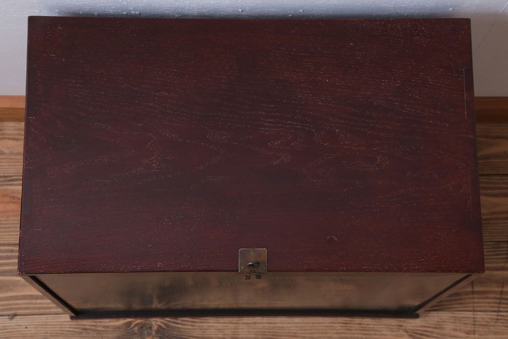 アンティーク家具　和製アンティーク　栗材製!慳貪扉の収納箱(収納棚)