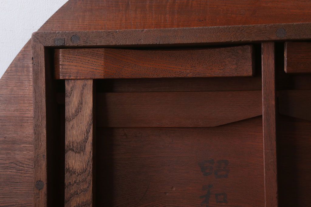 アンティーク家具　和モダンスタイル　天板ブラック塗装!古い木製の丸ちゃぶ台(2)