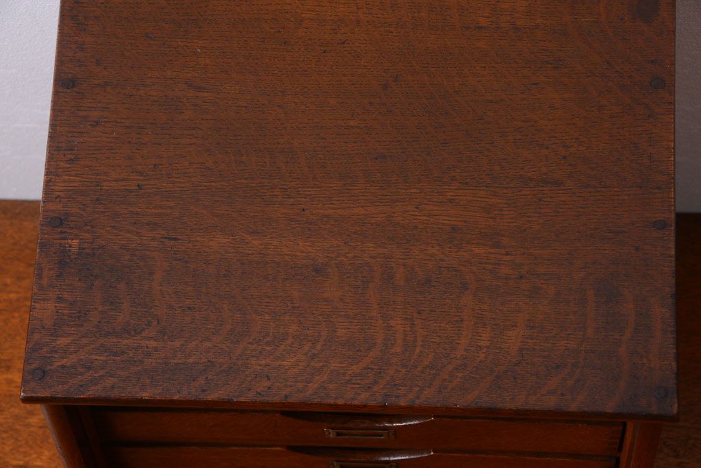 レトロ家具　昭和レトロ　銀座　伊東屋　古いナラ材のネームプレート付き小引き出し