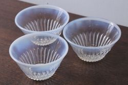 アンティーク雑貨　昭和レトロ　乳白ガラスカップ3点(氷コップ)