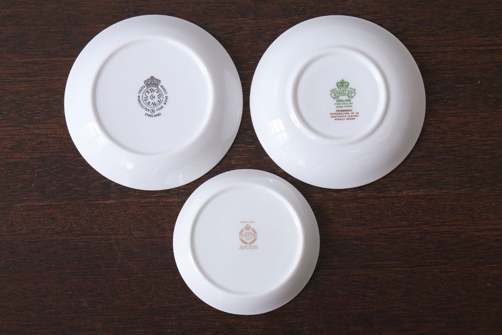 アンティーク雑貨　中古　MINTON (ミントン)など花柄の小皿3枚セット(洋食器)