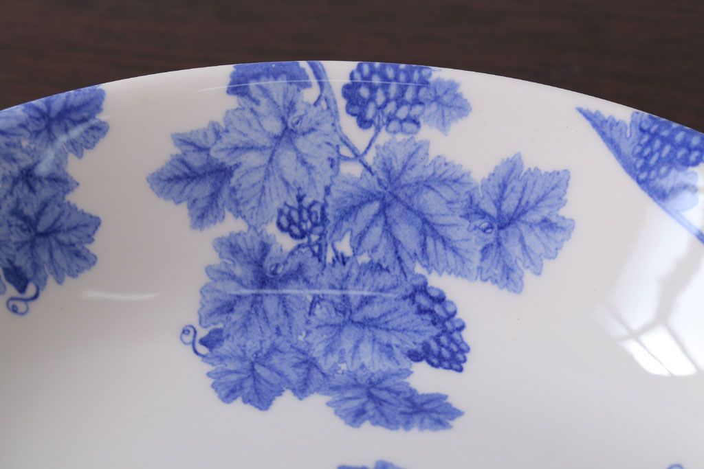 アンティーク雑貨　中古　イギリスWedgwood(ウェッジウッド) vintageblue(ビンテージブルー)深皿2枚(洋食器)