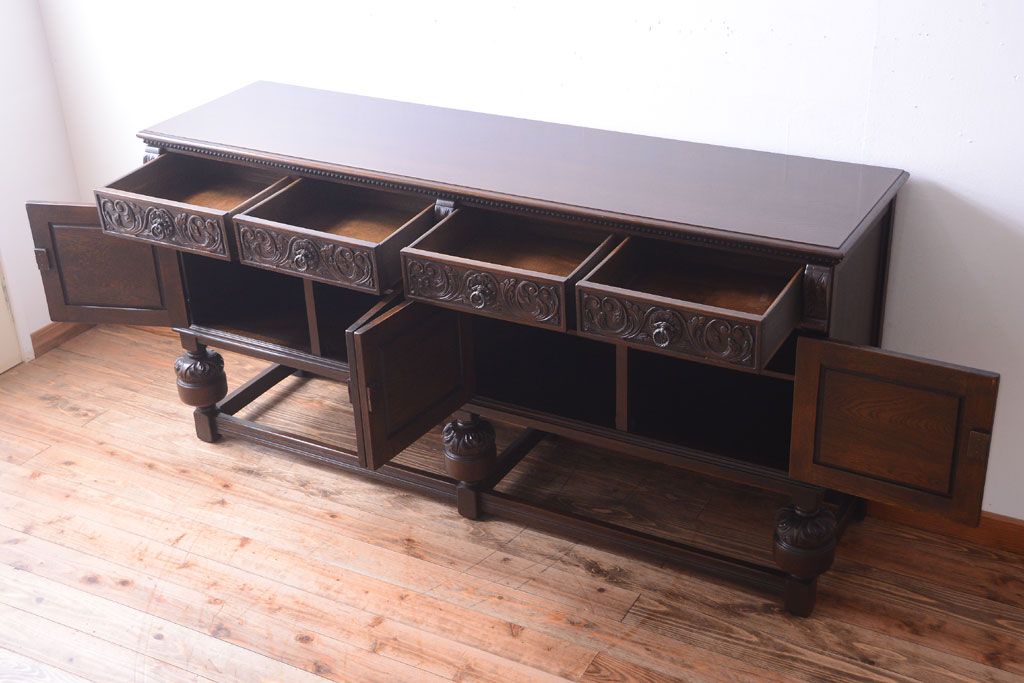 ヴィンテージ家具　イギリスビンテージ　JAYCEE FUNITURE(ジェイシー・ファニチャー)　サイドボード