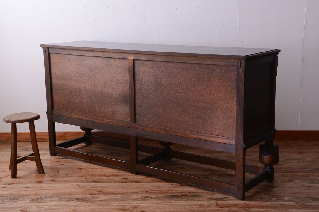 ヴィンテージ家具　イギリスビンテージ　JAYCEE FUNITURE(ジェイシー・ファニチャー)　サイドボード