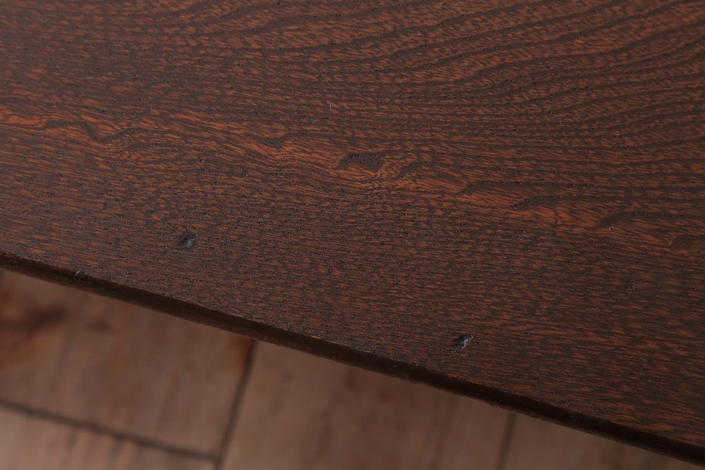 アンティーク家具　和製アンティーク　古い木の大ぶりな角ちゃぶ台(2)