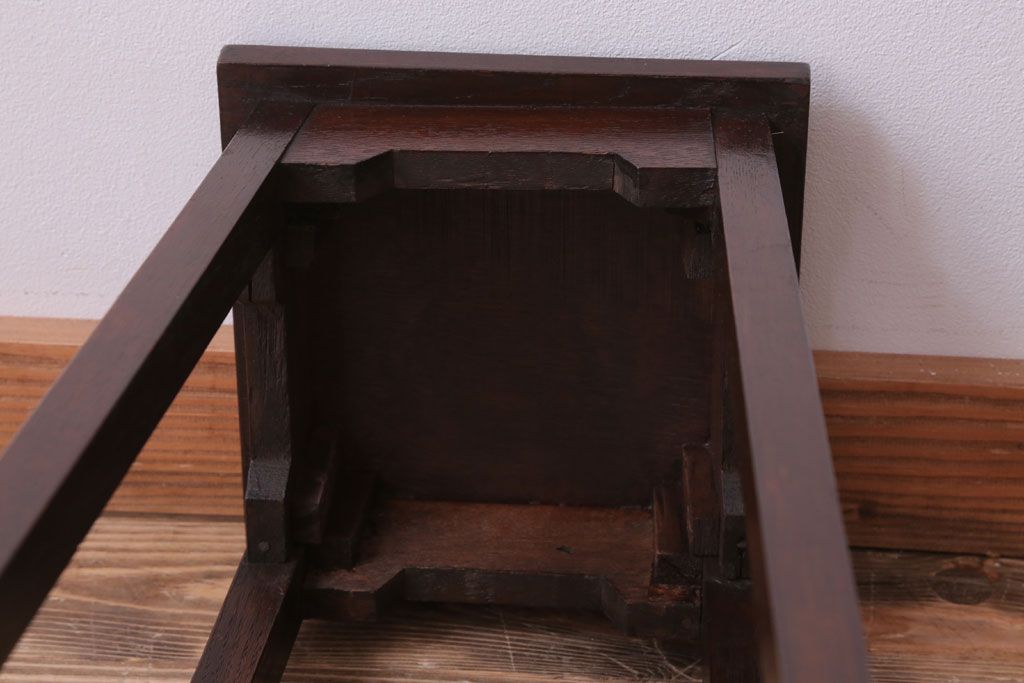 レトロ家具　和製アンティーク　古いナラ材のレトロな花台