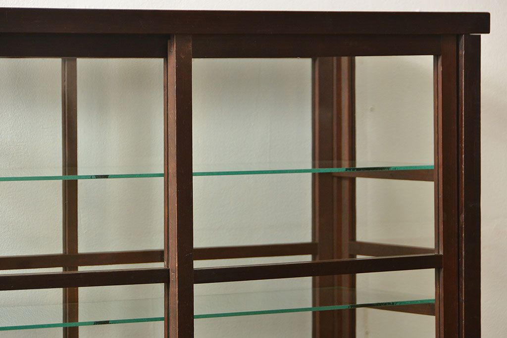 アンティーク家具　アンティーク 希少なデザインの2段重ね5面ガラスケース(ショーケース、収納棚、陳列棚)