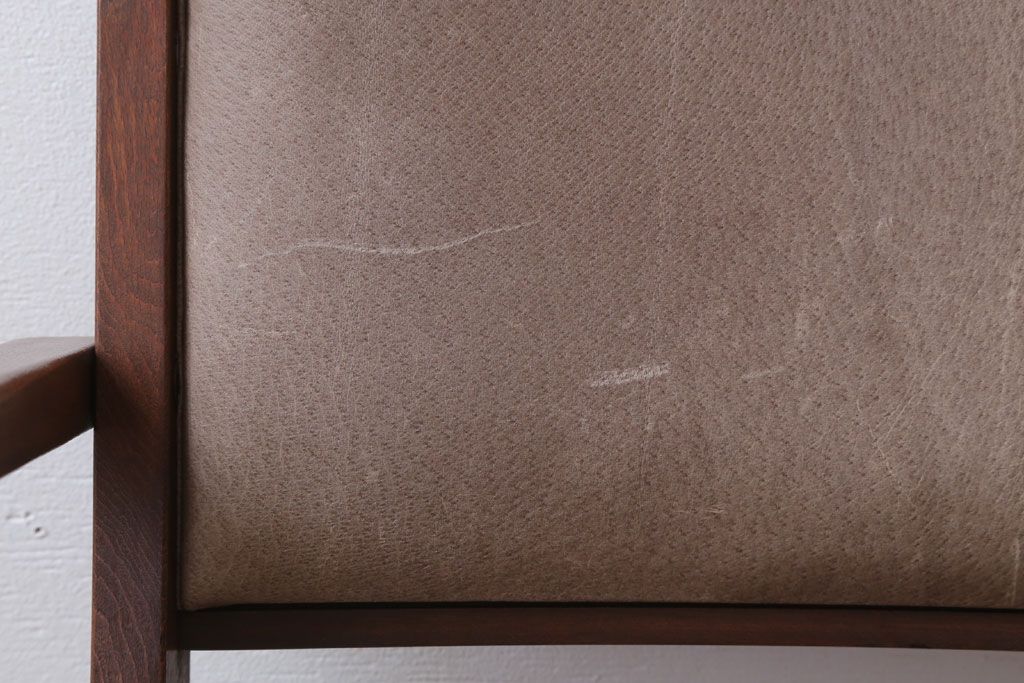 ヴィンテージ家具　昭和レトロ　ビンテージキツツキ　飛騨産業　本革座面の折りたたみアームチェア