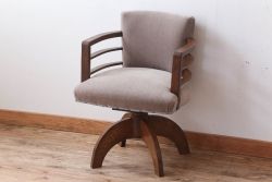 レトロ家具　和製アンティーク　ナラ材のレトロな回転椅子
