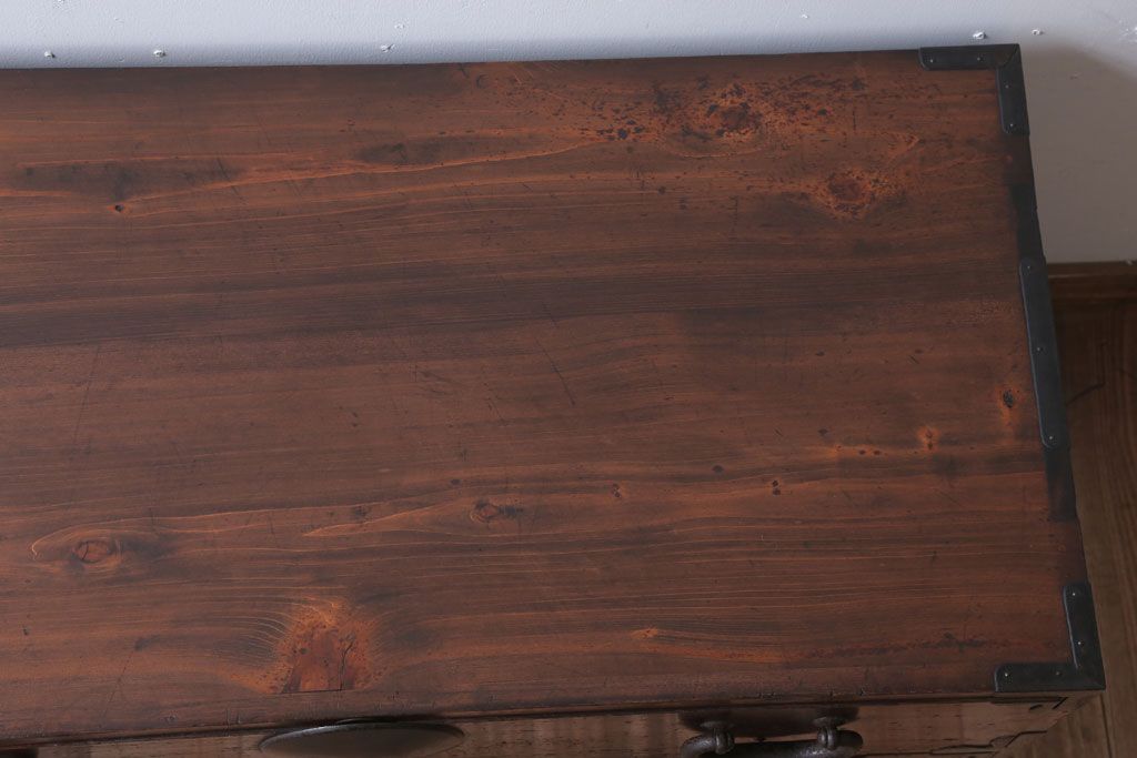 アンティーク家具　和製アンティーク　シンプルな丸金具の時代箪笥ローボード(3)