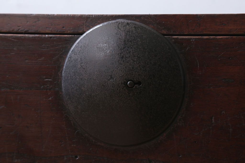 アンティーク家具　和製アンティーク　シンプルな丸金具の時代箪笥ローボード(3)