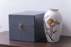 アンティーク雑貨　中古　大倉陶園(おおくらとうえん)　金彩　椿　23cm　花器(箱付き)