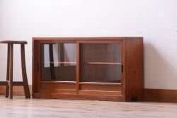 アンティーク家具　和製アンティーク　古い木味の小さなローボード(収納棚)