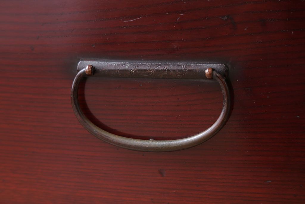アンティーク家具　古民具・骨董　明治〜大正　前面欅材の漆塗り大川箪笥(水屋箪笥)