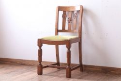 ヴィンテージ家具　イギリスビンテージ　オーク材のダイニングチェア