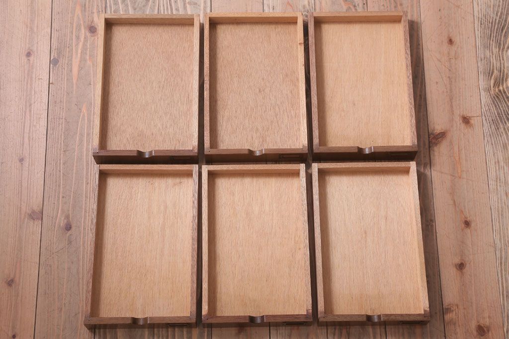 レトロ家具　昭和レトロ　ネームプレート付き!アンティーク小引き出し