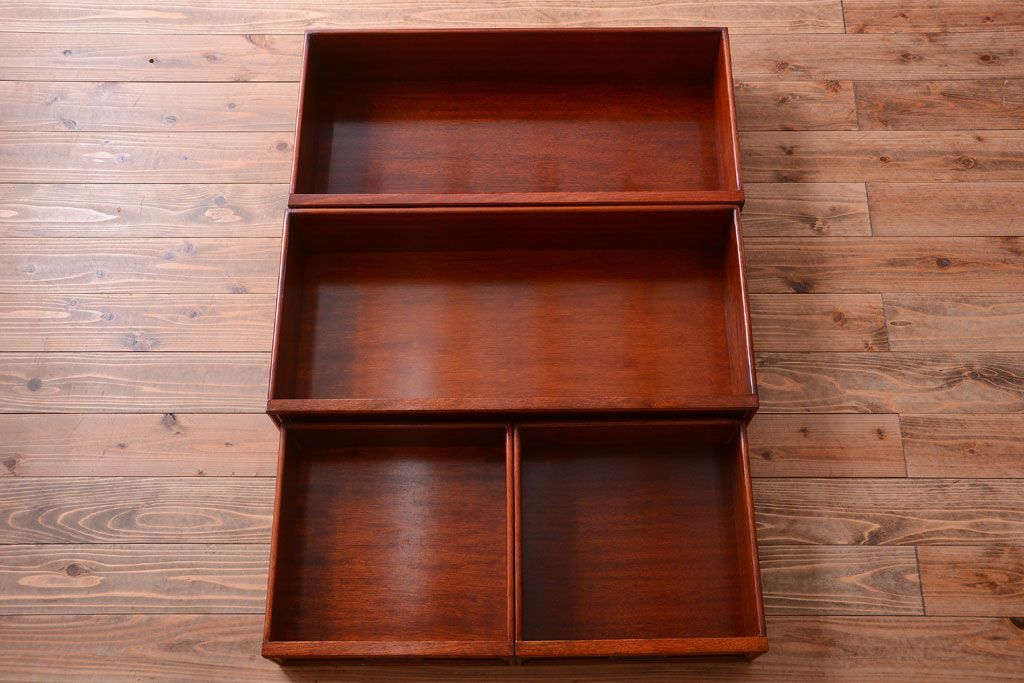 中古　高級品　彫刻が美しい唐木材のチェスト