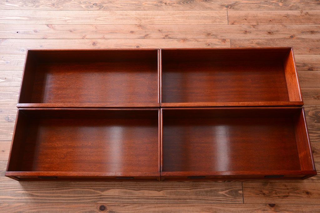 中古　高級品　彫刻が美しい唐木材のチェスト