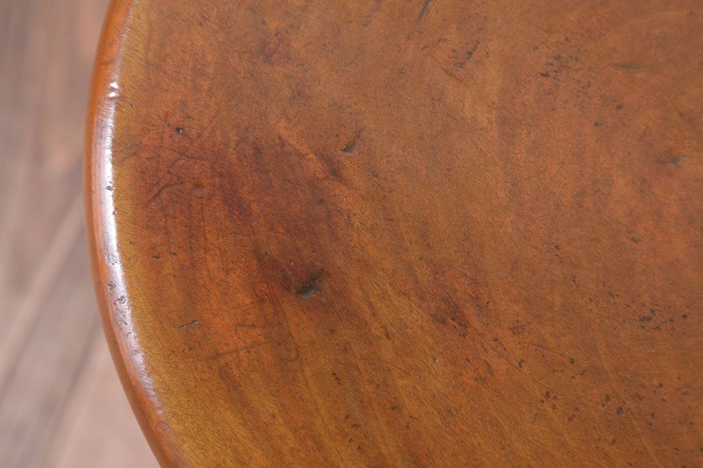 レトロ家具　アンティーク　レトロでかわいい古い木のおしゃれな丸スツール