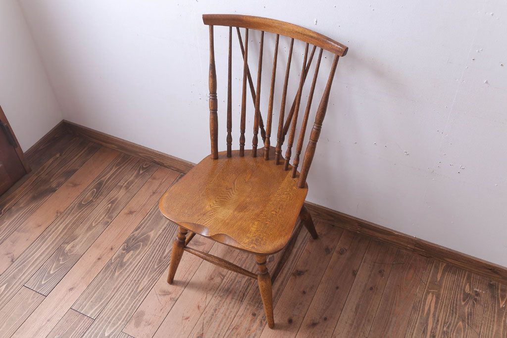 中古　キツツキマーク　飛騨産業　ナラ材のウィンザーチェア(1)(ウインザーチェア)